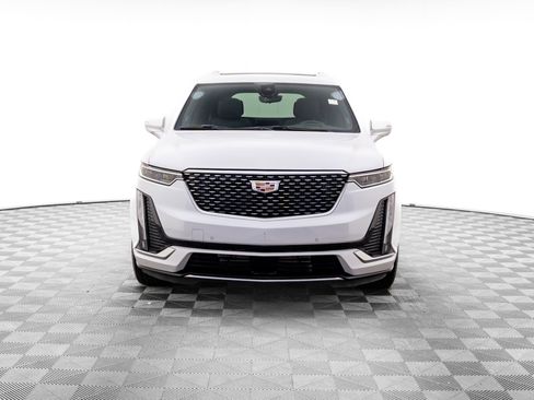 Certified 2024 Cadillac XT6 Premium Luxury w/ Platinum Package image 2