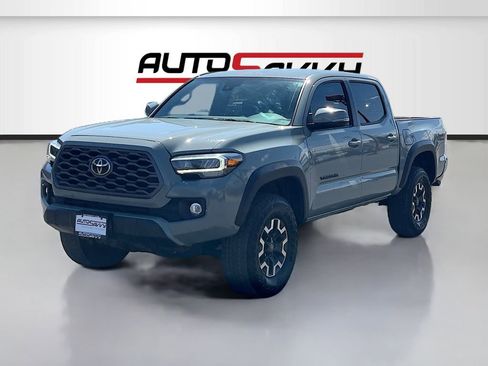 Used 2023 Toyota Tacoma TRD Off-Road AWD/4WD image 3