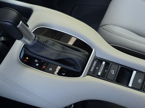 New 2026 Honda HR-V EX-L image 23