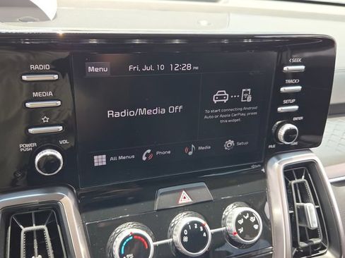 Used 2023 Kia Sorento LX FWD image 23