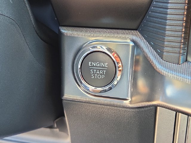 Certified 2025 Ford F150 Raptor AWD/4WD image 19