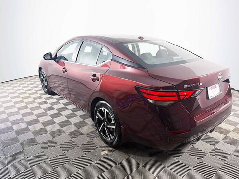 Used 2025 Nissan Sentra SV FWD image 6