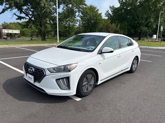 Used 2020 Hyundai Ioniq SE FWD video 1