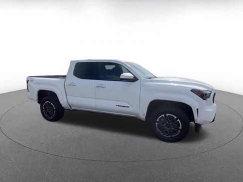 Used 2024 Toyota Tacoma TRD Sport image 42