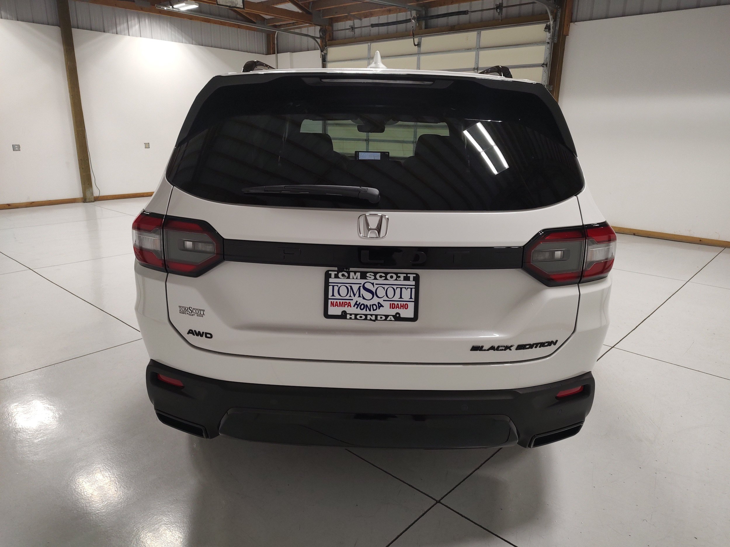 New 2026 Honda Pilot Black Edition image 13