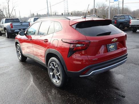 New 2026 Chevrolet Trax LT image 27