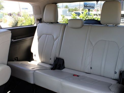 Used 2019 Ford Expedition Platinum AWD/4WD image 20