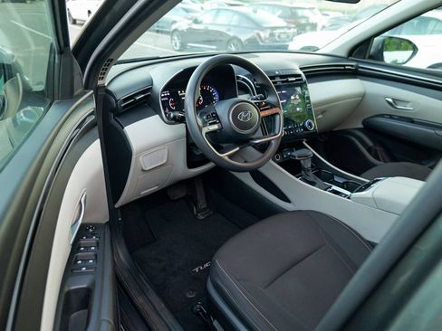 Used 2023 Hyundai Tucson SEL w/ Winter Package AWD/4WD image 16