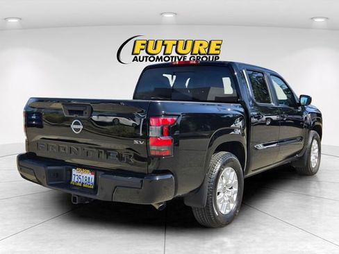 Used 2024 Nissan Frontier SV w/ SV Convenience Package image 4
