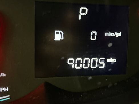 Used 2021 Chevrolet Spark LT image 33