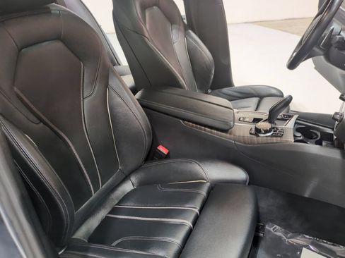 Used 2023 BMW 540i xDrive w/ Executive Package AWD/4WD image 12