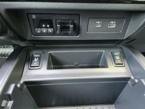 Used 2020 Nissan Titan PRO-4X w/ Pro-4x Convenience Package image 32