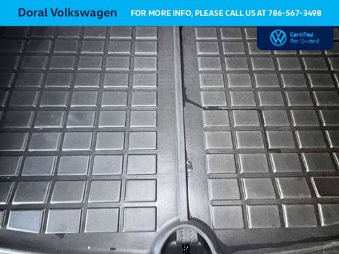 Used 2024 Tesla Model Y Long Range RWD image 25