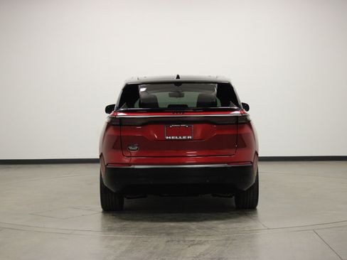 Used 2024 Jeep Wagoneer Launch Edition image 7