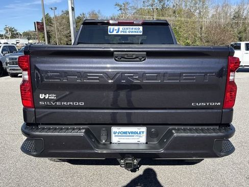 Used 2023 Chevrolet Silverado 1500 Custom image 4