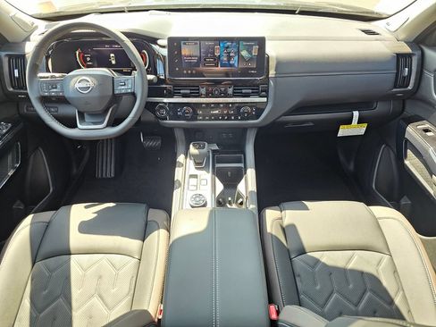 New 2026 Nissan Pathfinder Platinum w/ Cargo Package AWD/4WD image 9