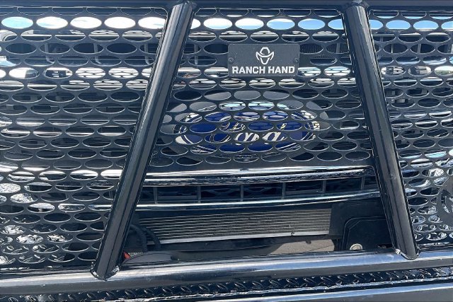 Certified 2022 Ford F350 Lariat w/ Tremor Off-Road Package AWD/4WD image 29