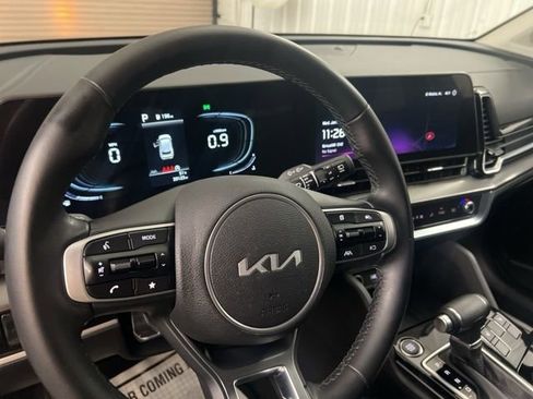 Used 2025 Kia Sportage EX image 37