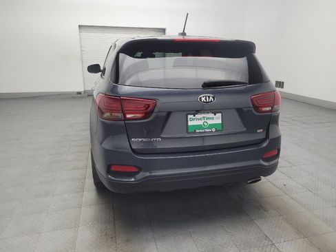 Used 2020 Kia Sorento LX FWD image 6