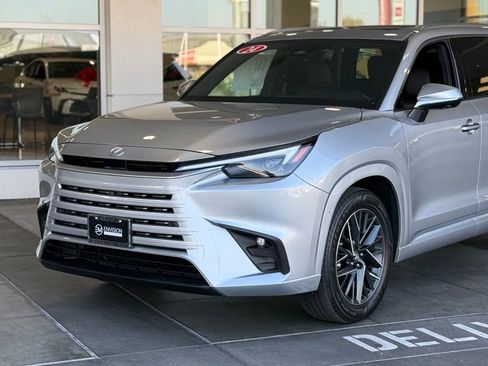 Used 2024 Lexus TX 350 FWD image 3