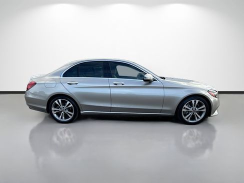 Used 2019 Mercedes-Benz C 300 Sedan image 2