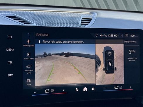 Used 2024 BMW X1 xDrive28i w/ Technology Package image 18