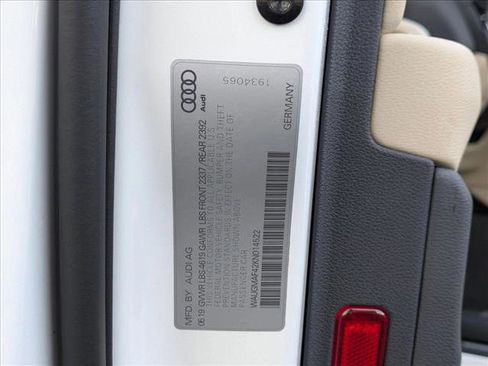 Used 2019 Audi A4 2.0T Premium image 24