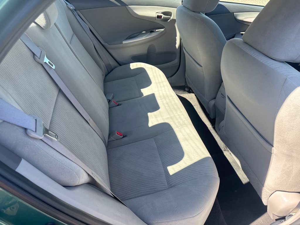 Used 2010 Toyota Corolla LE w/ All Weather Guard Pkg FWD image 23