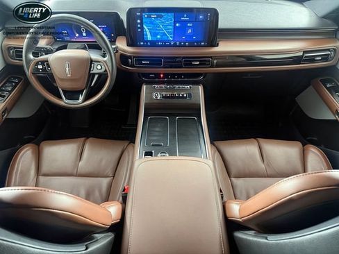 Used 2025 Lincoln Aviator Reserve w/ Equipment Group 201A AWD/4WD image 21