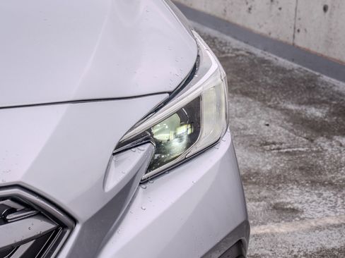 Used 2022 Subaru WRX Limited AWD/4WD image 9