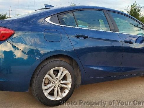 Used 2019 Chevrolet Cruze LT image 13