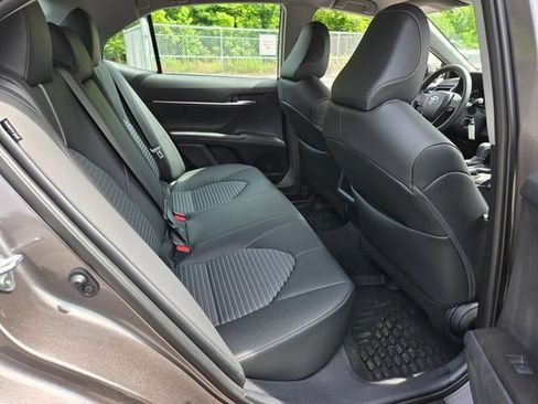 Used 2023 Toyota Camry SE FWD image 23