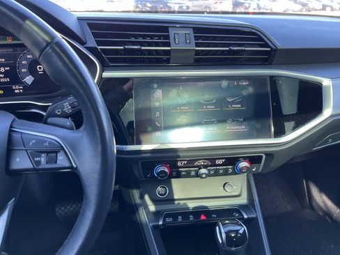 Used 2021 Audi Q3 2.0T Premium w/ Convenience Package image 18
