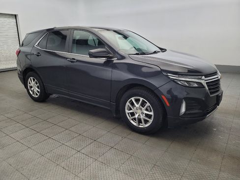 Used 2022 Chevrolet Equinox LT w/ LPO, Floor Liner Package FWD image 11