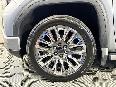 Used 2024 GMC Sierra 1500 Denali Ultimate AWD/4WD image 32