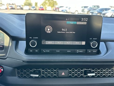 Used 2023 Honda Accord EX image 24