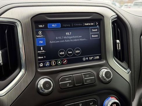 Used 2022 GMC Sierra 2500 Denali w/ Denali Black Diamond Edition image 26