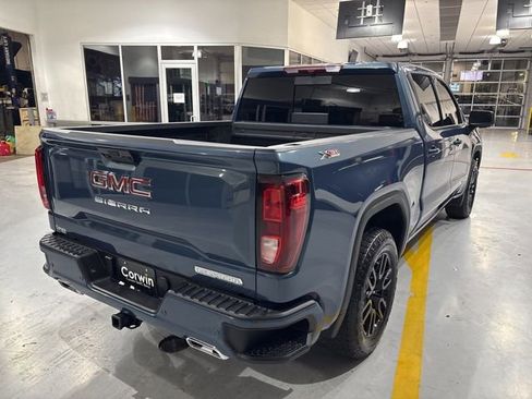 Used 2025 GMC Sierra 1500 Elevation AWD/4WD image 9