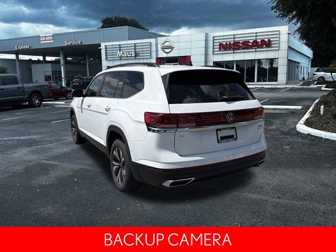 Used 2024 Volkswagen Atlas SE AWD/4WD image 6