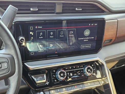 Used 2024 GMC Sierra 2500 Denali Ultimate image 13