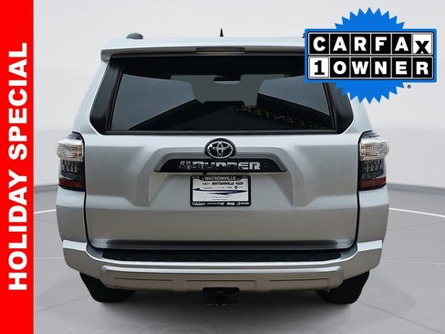 Used 2024 Toyota 4Runner TRD Off-Road image 4