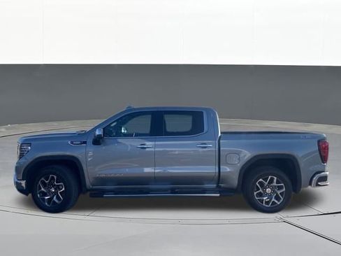 Used 2025 GMC Sierra 1500 SLT w/ SLT Premium Plus Package image 10