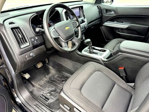Used 2021 Chevrolet Colorado LT w/ LT Convenience Package RWD image 10
