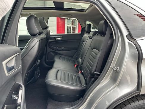 Used 2020 Ford Edge SEL w/ Convenience Package AWD/4WD image 16