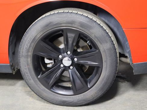 Used 2021 Dodge Challenger SXT w/ Driver Convenience Group image 30