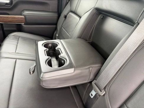 Used 2022 Chevrolet Silverado 2500 High Country w/ Technology Package AWD/4WD image 33