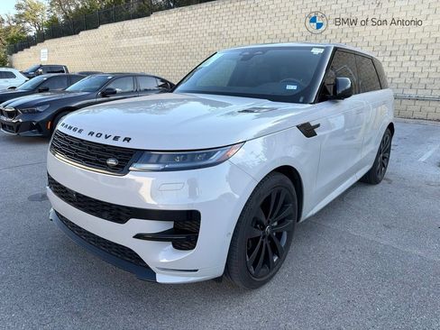 Used 2025 Land Rover Range Rover Sport Dynamic SE AWD/4WD image 1