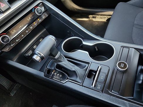 Used 2023 Kia K5 LXS image 12