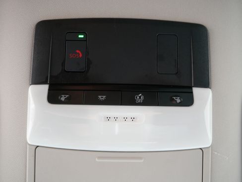 Certified 2025 Nissan Pathfinder SL AWD/4WD image 34