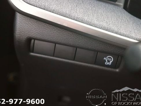 Certified 2025 Nissan Kicks SV FWD image 22
